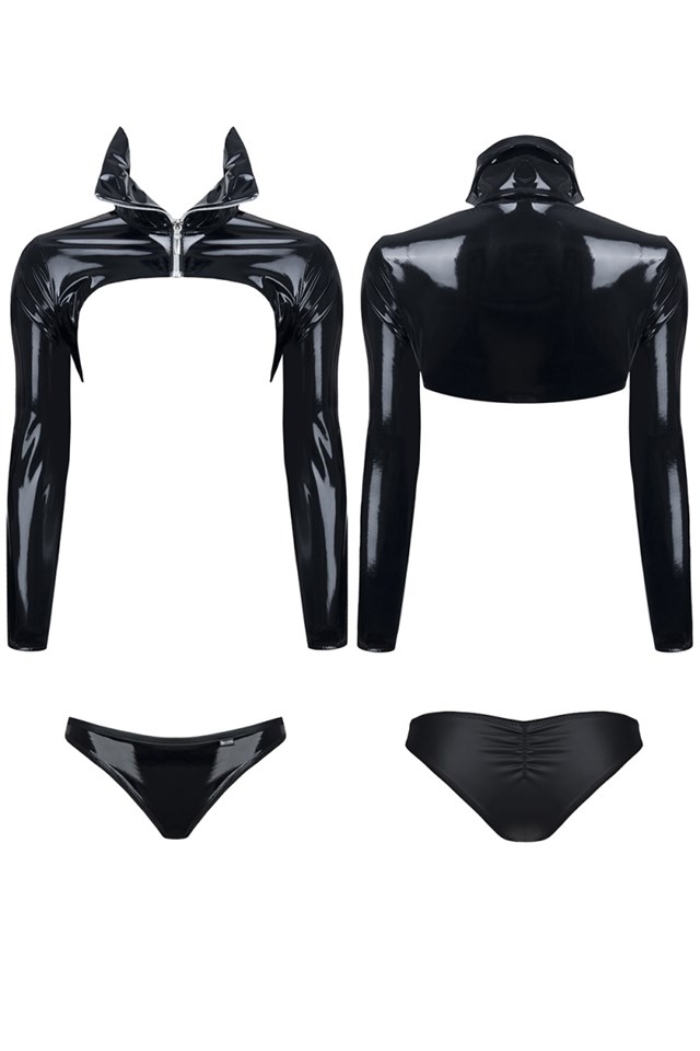 Nora - Udfordrende Minijakke og Trusse