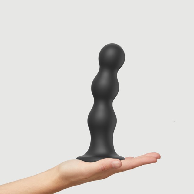 DILDO PLUG BALLS SORT MED HJERTE - XL