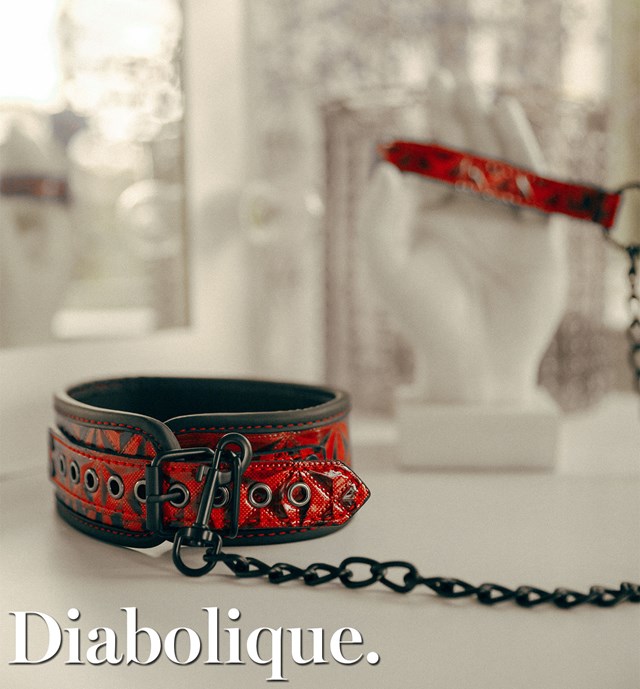 Diabolique Dark Red - Halsbånd med Snor