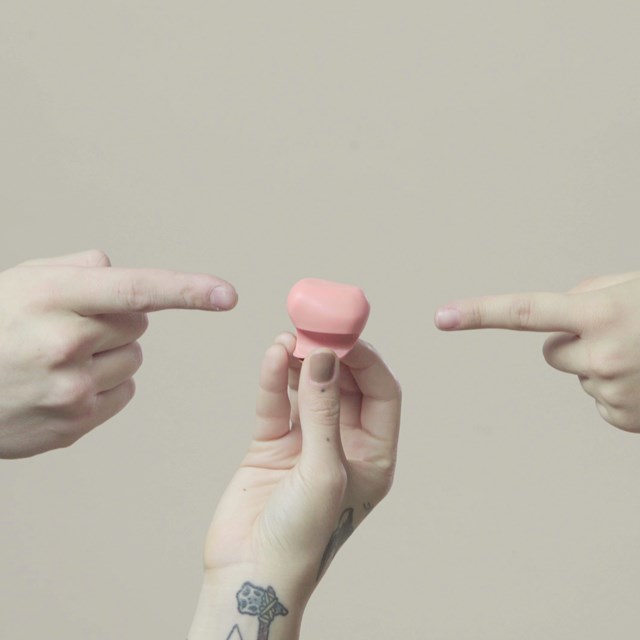 DAME FIN FINGER VIBE CORAL