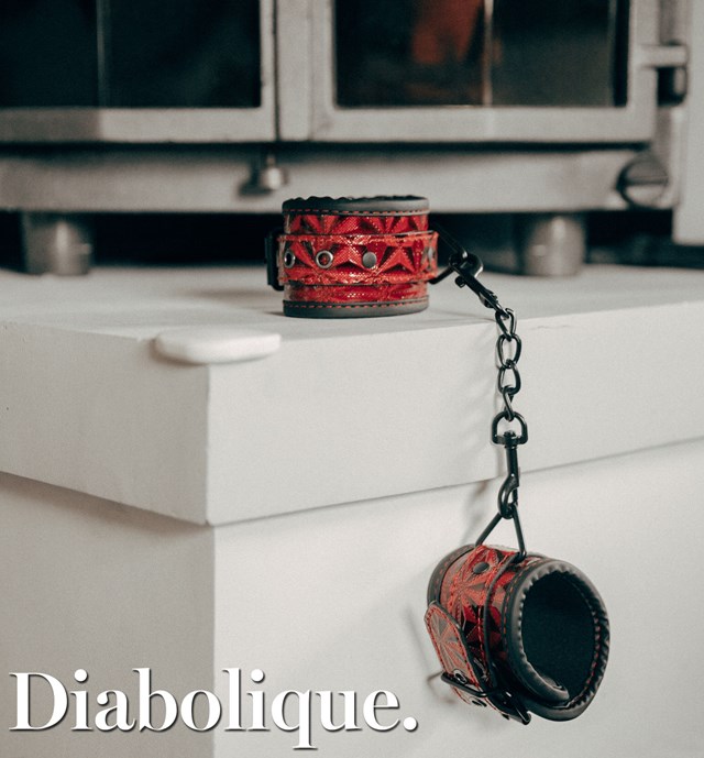 Diabolique Dark Red - Håndmanchetter