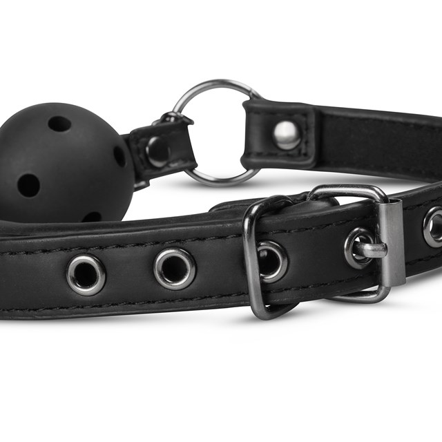 Ball Gag med Brystklemmer