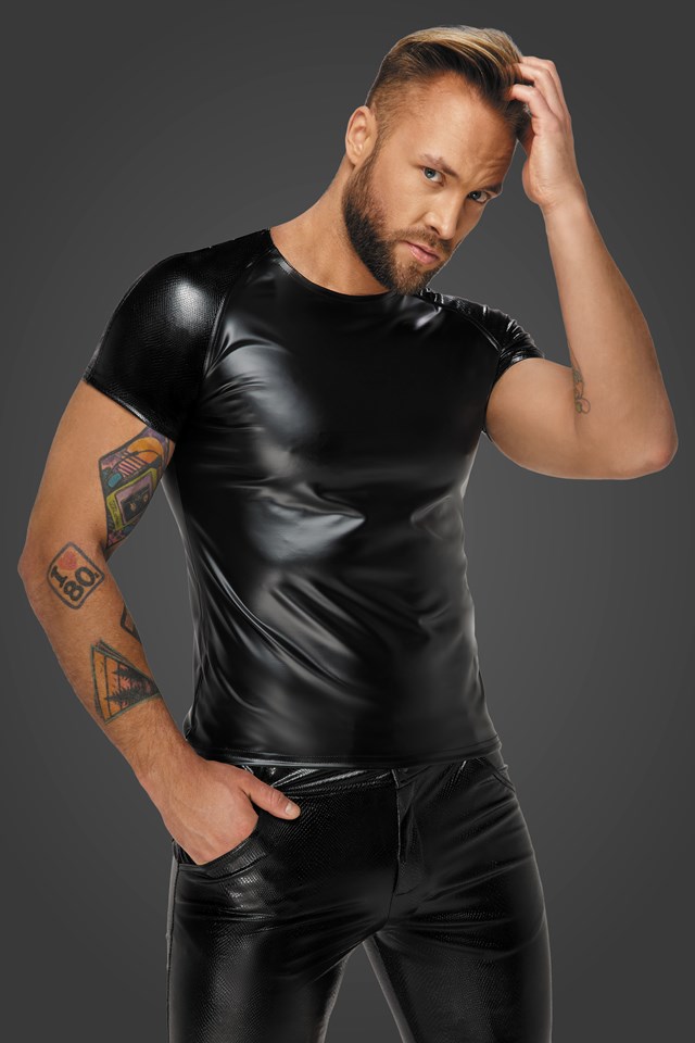 H070 Sort T-shirt i Wetlook med Slangeskindslook