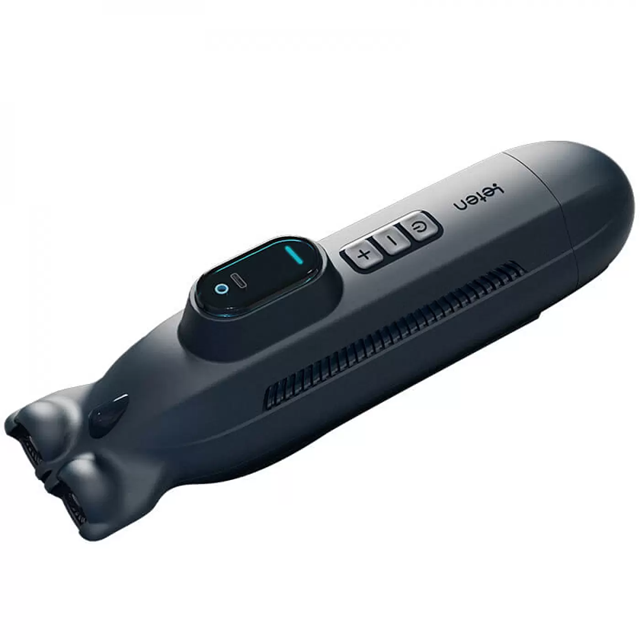 Submarine Thrusting Moaning Masturbator