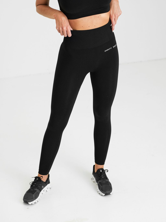Mighty Solo Fit+ Black Leggings