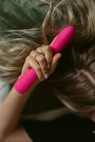 One-hand Vibrating G-spot Dildo