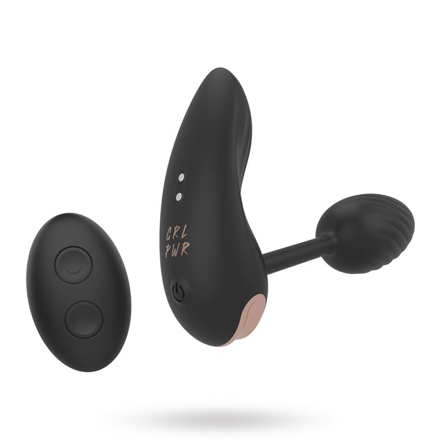 AMIRA WEARABLE VULVA AND VAGINAL VIBRATOR
