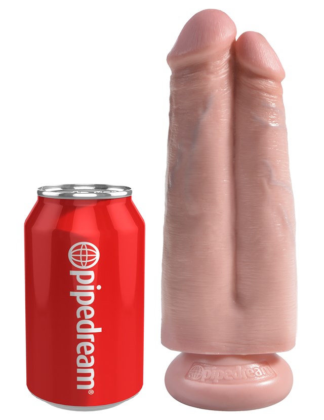 Two Cocks One Hole Strap-On 17.8 cm - Naturlig