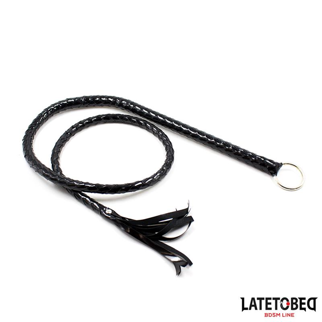 Shiny Black Long Whip 138 cm